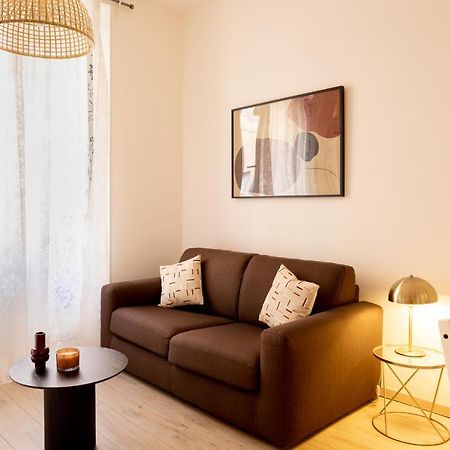 Xenia Apartments - Enjoy Porta Venezia In Modern Apt- 10 Min From Duomo Милан Экстерьер фото